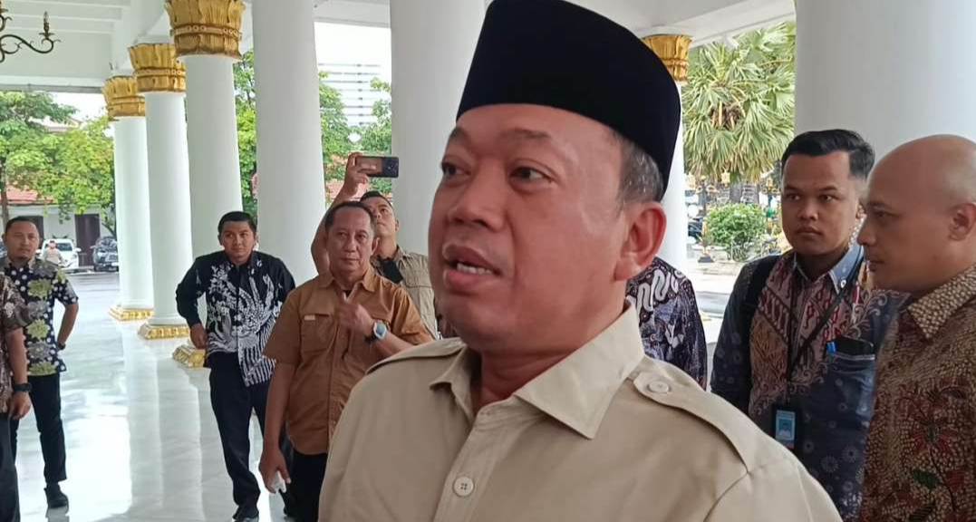 Menteri ATR/BPN Nusron Wahid, sesaat setelah pertemuan dengan Gubernur Jatim dan 38 kepala daerah se-Jatim di Gedung Negara Grahadi, Minggu 9 Maret 2025. (Foto: Istimewa)