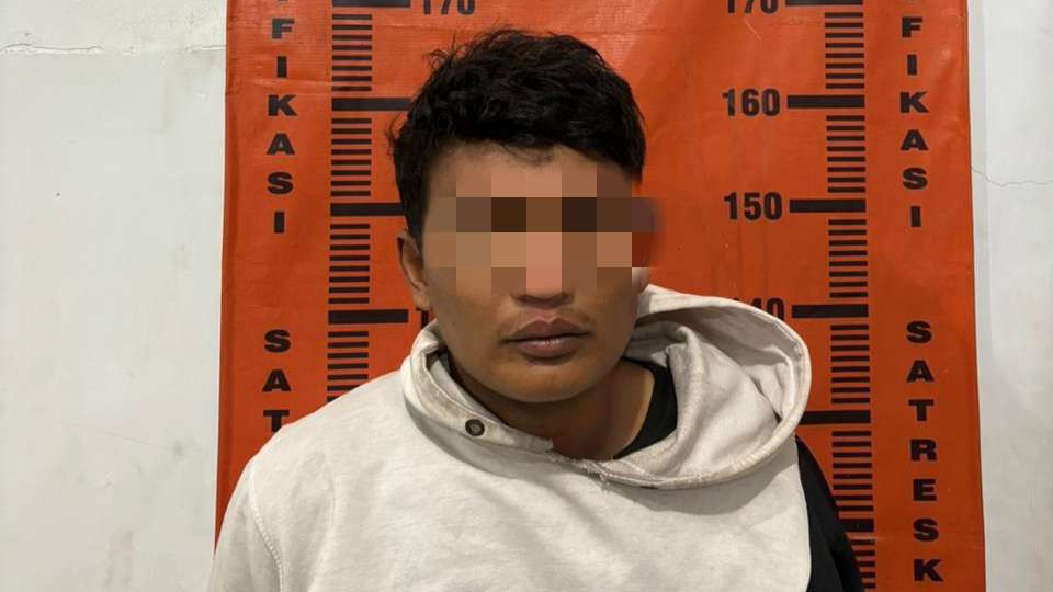 NH, tega aniaya dan sekap istrinya hanya karena tak punya uang untuk biaya sekolah (Foto: Dokumentasi Polsek Jenggawah)