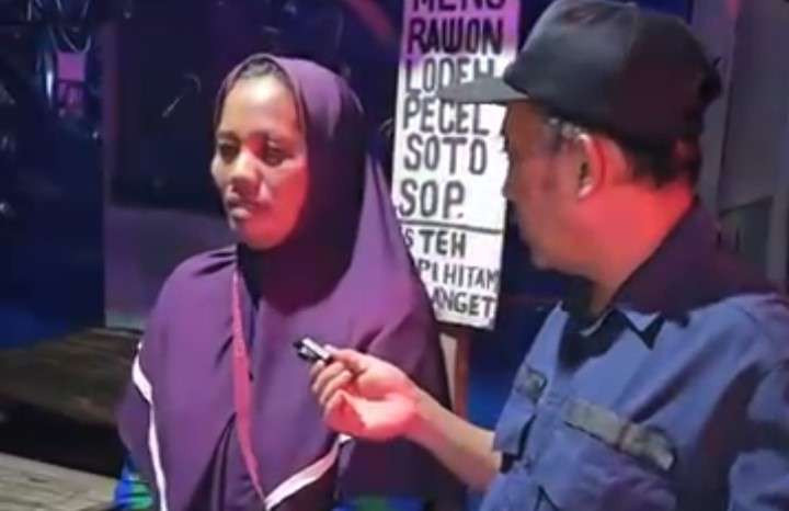 Mus bersama Ketua Umum Yayasan Sahabat Duafa, Arief Camra. (Foto: tangkapan layar video viral)