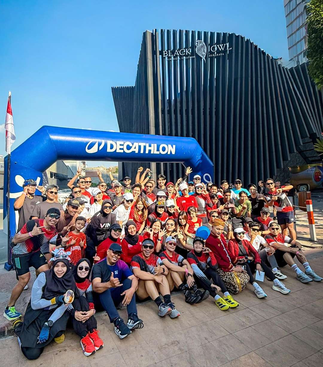 Coffee Ride Society (CRS) mengadakan Spirit of 45 dengan tema kekompakan sebagai peringatan acara agustusan