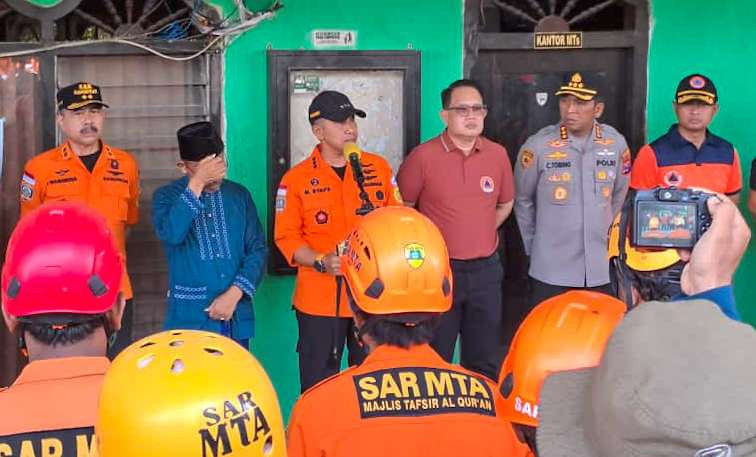 Apel penutupan operasi pencarian korban Ponpes ambruk, oleh Basarnas Surabaya (Foto: Basarnas Surabaya)