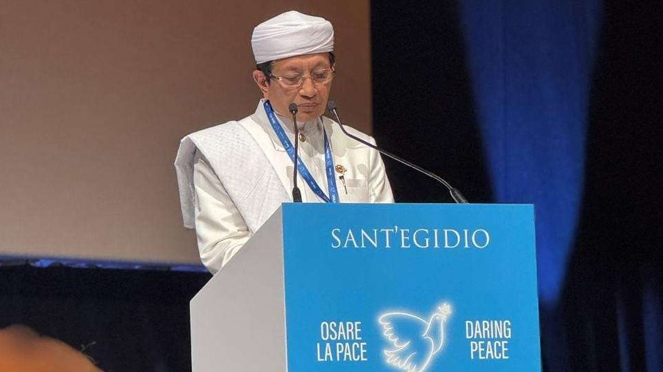 Menteri Agama Nasaruddin Umar menjadi salah satu pembicara utama dalam Forum Internasional untuk Perdamaian “Daring Peace” yang digelar di Vatikan. (Foto: Kementerian Agama)