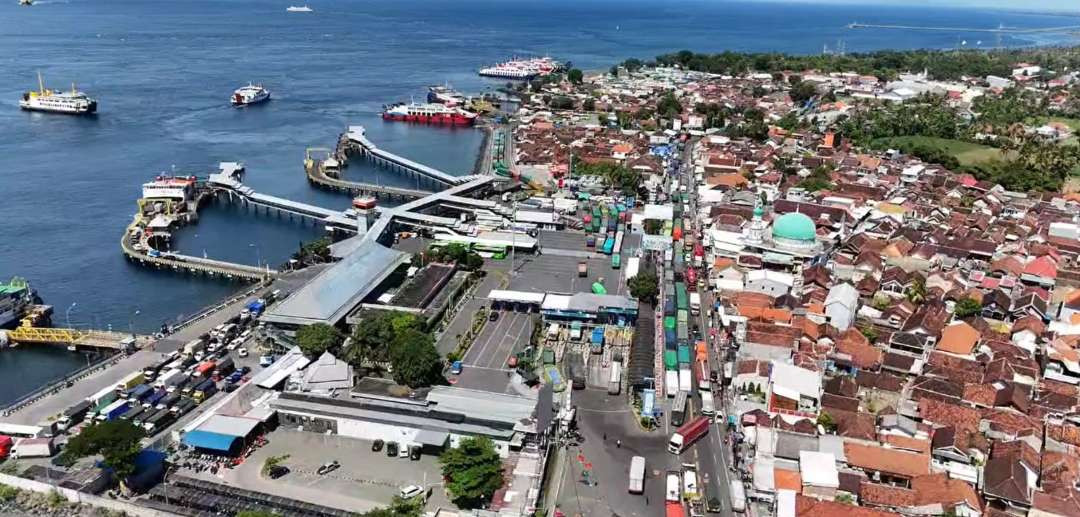 Pelabuhan penyeberangan Ketapang, Banyuwangi. (Foto: Istimewa)