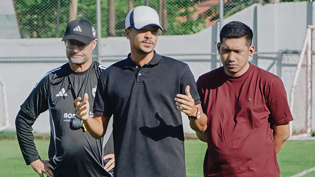 Lucas Dias Serafim, menyampaikan salam perpisahan kepada publik sepak bola Tanah Air. Winger asal Brasil itu memutuskan akhiri kontraknya lebih cepat. (Foto: Ileague.id