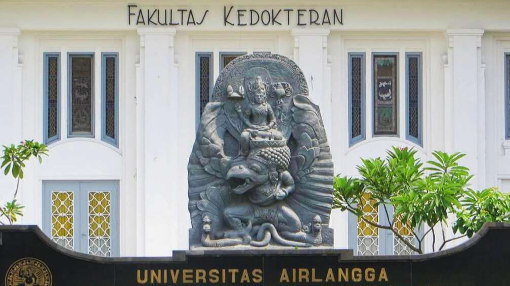 Kampus Fakultas Kedokteran UNAIR Surabaya, mencetak dokter spesialis untuk memenuhi kebutuhan masyarakat. (Foto: Istimewa)