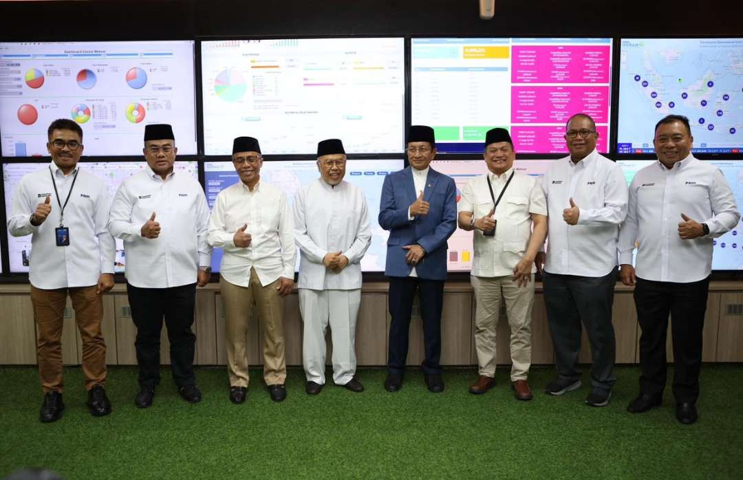 Menteri Agama RI, Prof. Dr. KH. Nasaruddin Umar bersama manajemen PNM. (Foto: Istimewa)