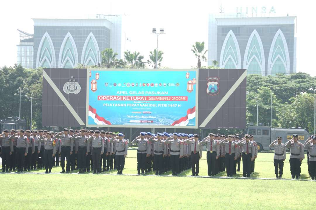 Anggota kepolisian mengikuti apel pasukan di Mapolda Jatim, Surabaya, Kamis 12 Maret 2026. (Foto: Istimewa)