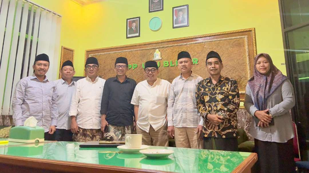BPP UNU Blitar bersama Walikota Blitar Syauqul Muhibbin. (Foto: Arif Afandi/Ngopibareng.id)