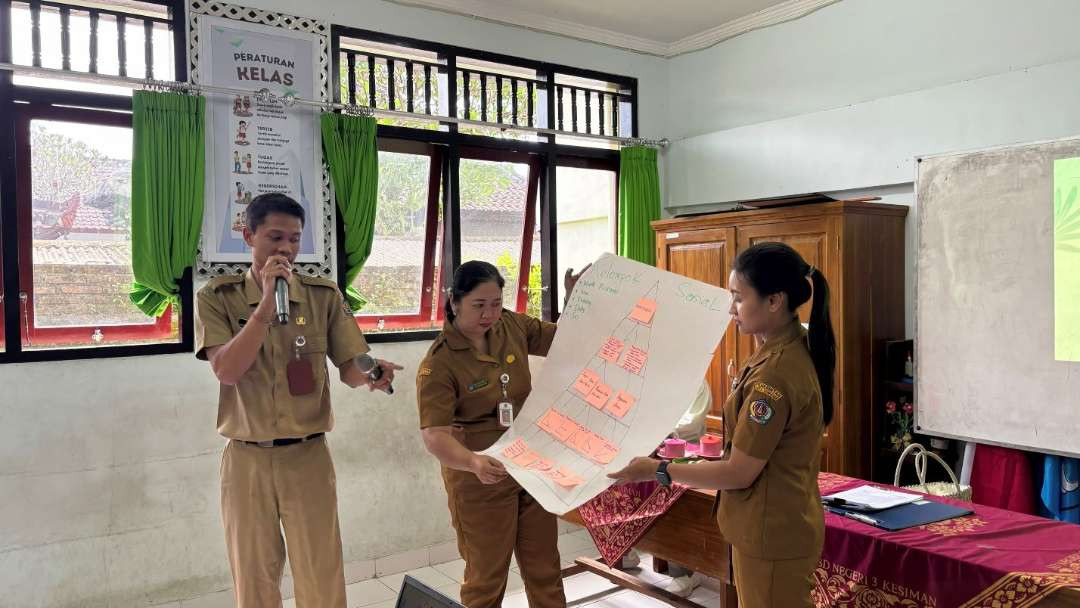 PPLH Bali gelar sosialisasi kantin sekolah sehat di SDN 3 Kesiman, Denpasar, 28 peserta ikut dorong gizi seimbang dan lingkungan sehat. (Foto: PPLH Bali)