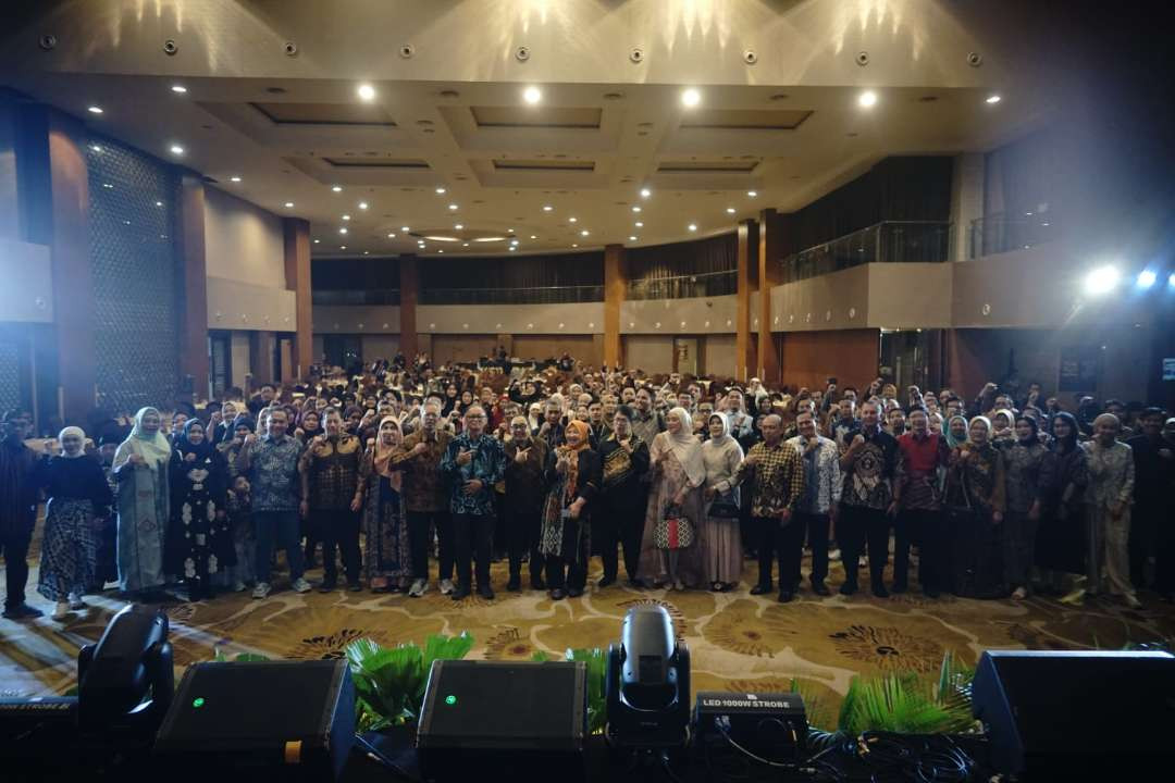 Gala Dinner karyawan Rumah Sakit Mata Undaan. (Foto: Arif Afandi/Ngopiubareng.id)