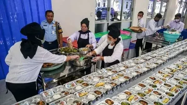 BEM Unair Serukan Petisi Stop MBG