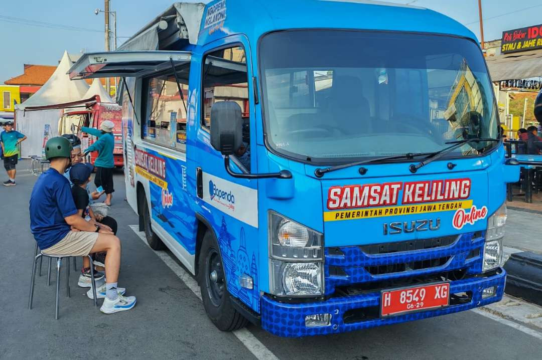 Samsat keliling. Kabar Gembira! Pemprov Jateng Bebaskan Denda dan Pajak Progresif Kendaraan Bermotor Mulai 21 September 2026. (Foto: Dok/Pemprov Jateng)